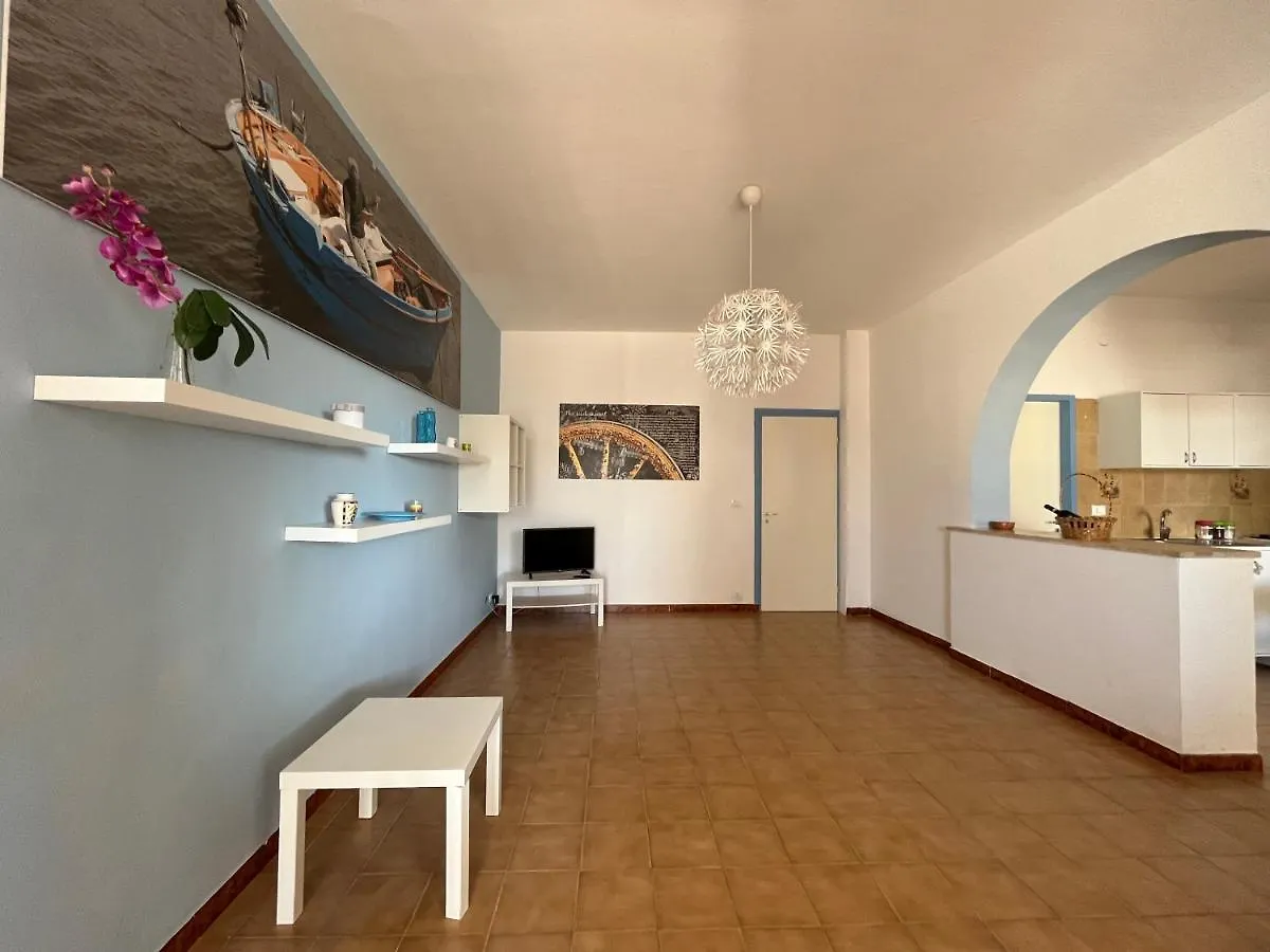 Maredelgolfo Villa Balestrate Italia